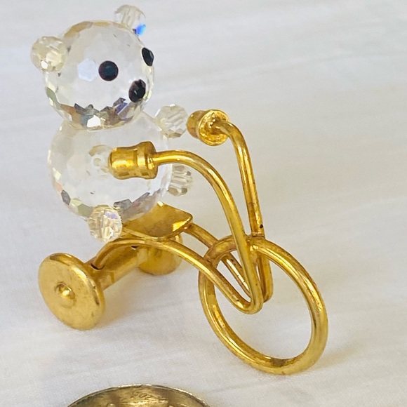 SWAROVSKI CRYSTAL TINY BEAR ON GOLD TRICYCLE VINTAGE EXCELLENT CONDITION - Picture 4 of 13